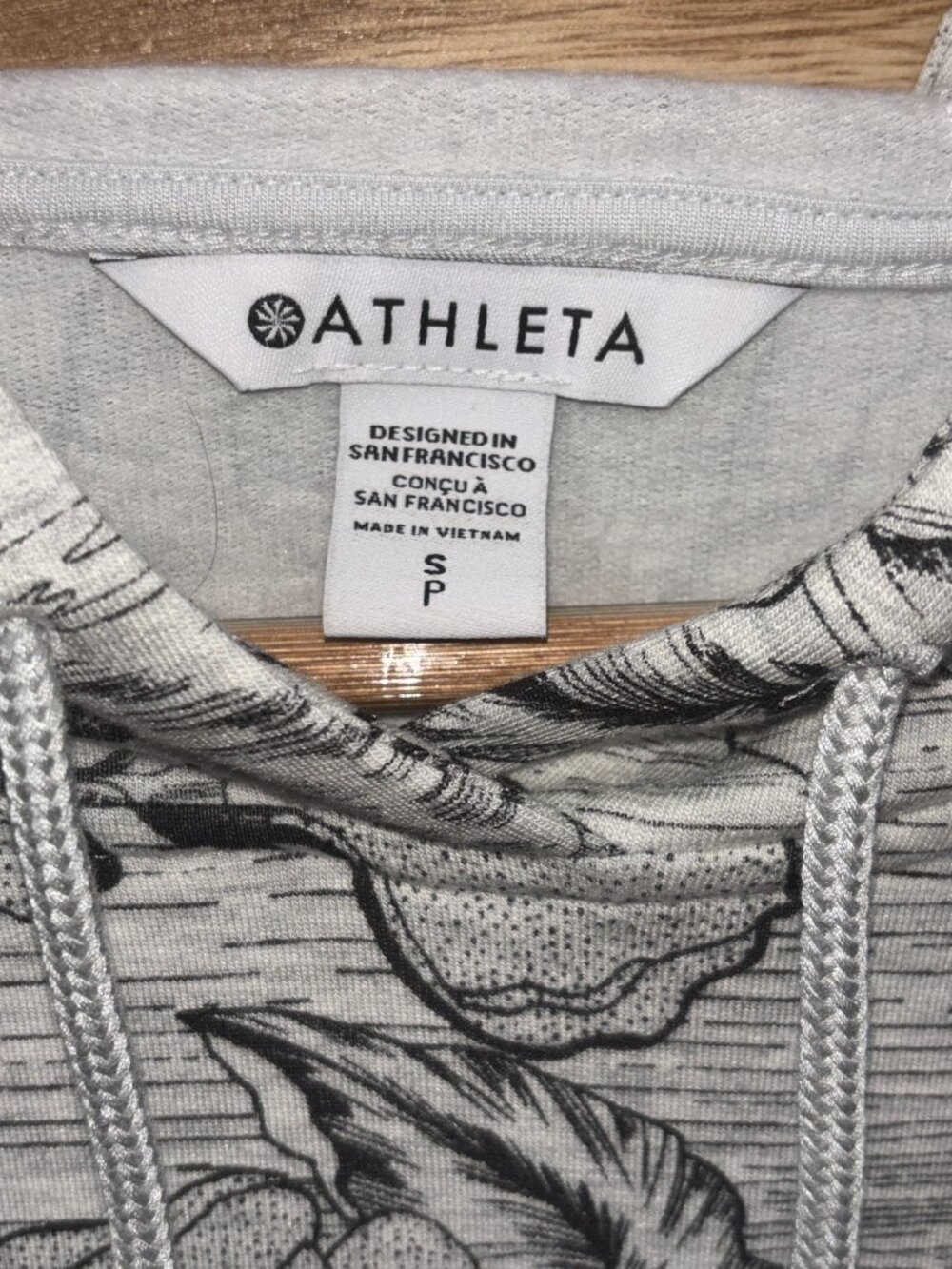 Athleta Balance White Black Floral Sketch Hoodie S Like New - Picture 5 of 6